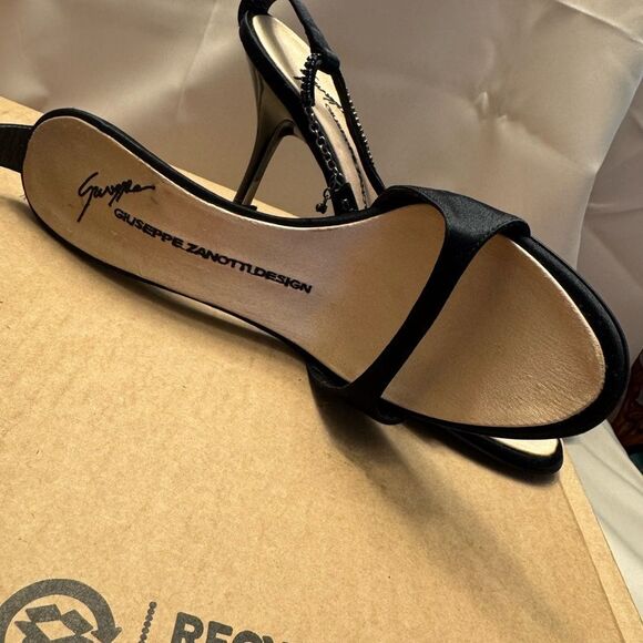 Rare Y2K Giuseppe Zanotti Vicini Black Satin Rhinestone Ankle Strap Heels Italy - Picture 7 of 15